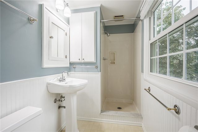 9 Musket Lane, Pittsford, NY 14534