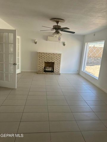 5119 GARRY OWEN Road, El Paso, TX 79903