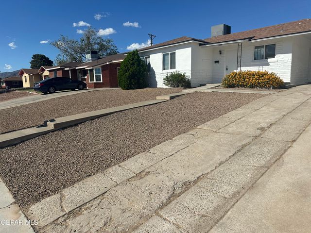 5119 GARRY OWEN Road, El Paso, TX 79903