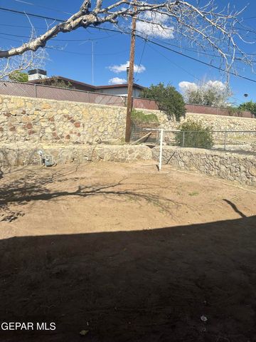 5119 GARRY OWEN Road, El Paso, TX 79903