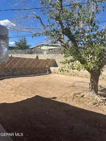 5119 GARRY OWEN Road, El Paso, TX 79903