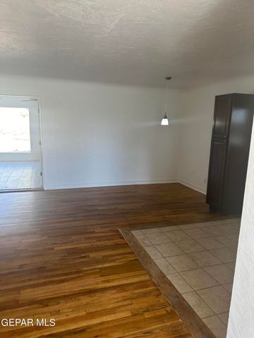 5119 GARRY OWEN Road, El Paso, TX 79903