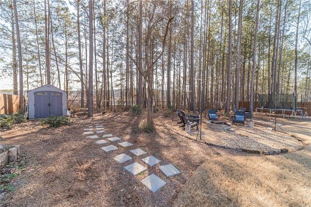 2109 Sycamore Lane, Loganville, GA 30052