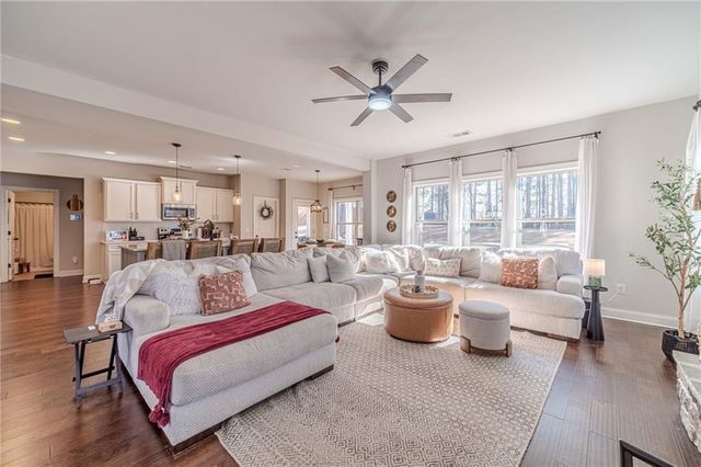 2109 Sycamore Lane, Loganville, GA 30052