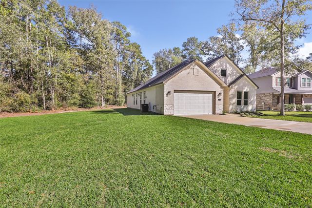 1118 Neros Palace, New Caney, TX 77357