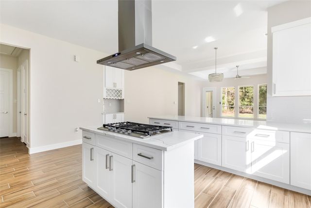 1118 Neros Palace, New Caney, TX 77357