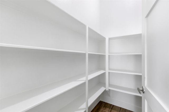 1118 Neros Palace, New Caney, TX 77357