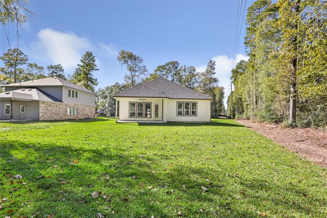 1118 Neros Palace, New Caney, TX 77357