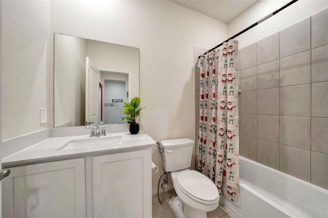 10332 Fall Brook Drive, Aubrey, TX 76227