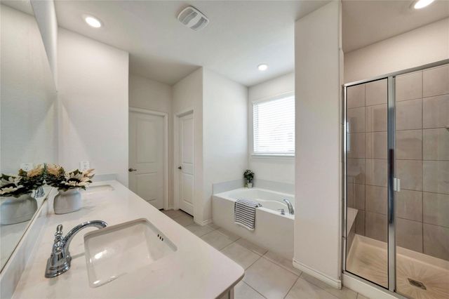 10332 Fall Brook Drive, Aubrey, TX 76227