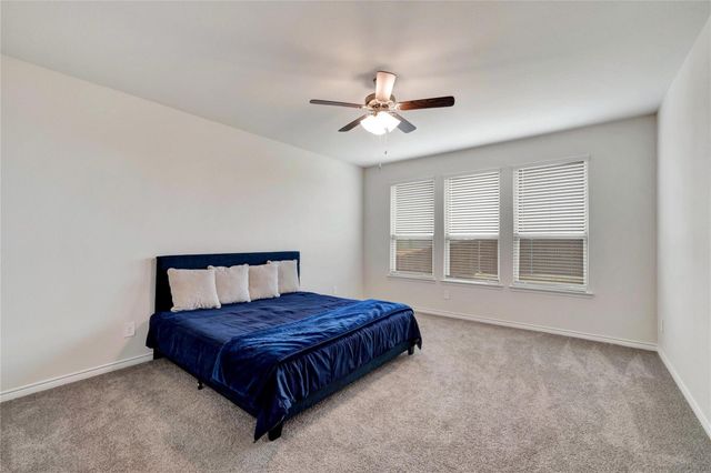 10332 Fall Brook Drive, Aubrey, TX 76227