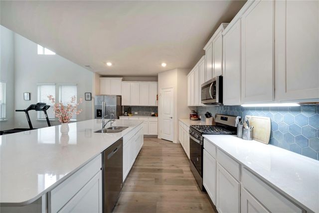 10332 Fall Brook Drive, Aubrey, TX 76227