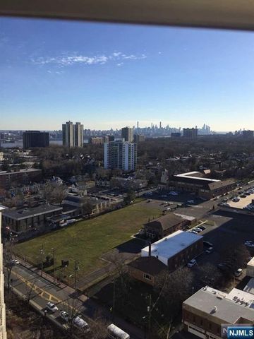 2000 Linwood Avenue 23N, Fort Lee, NJ 07024