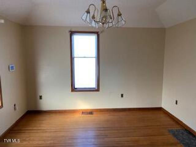 327 South Johnson Drive, Pennington Gap, VA 24277