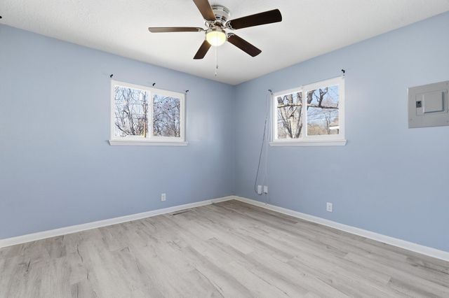 1104 S Bruce Avenue, Springfield, MO 65804