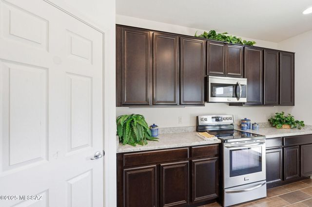 11057 W Cardium Lane, Marana, AZ 85658