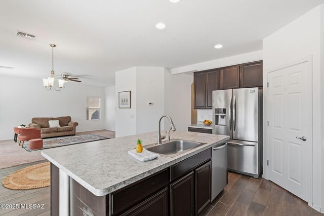 11057 W Cardium Lane, Marana, AZ 85658