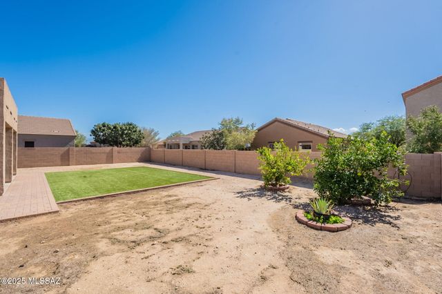 11057 W Cardium Lane, Marana, AZ 85658