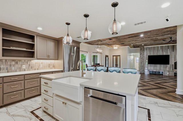167 Randell Terrace Drive, Denison, TX 75020
