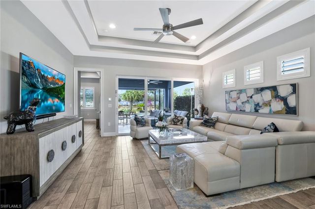 5811 Haiti DR, Naples, FL 34113