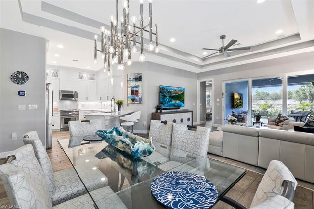 5811 Haiti DR, Naples, FL 34113