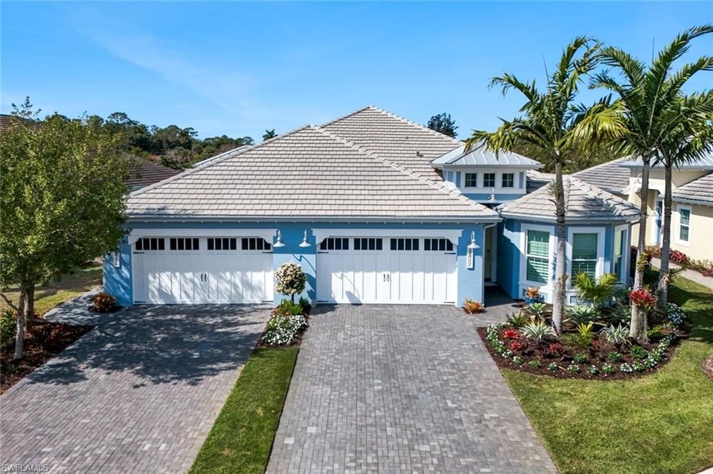5811 Haiti DR, Naples, FL 34113