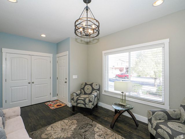 7093 W KLORISSA PL, Herriman, UT 84096