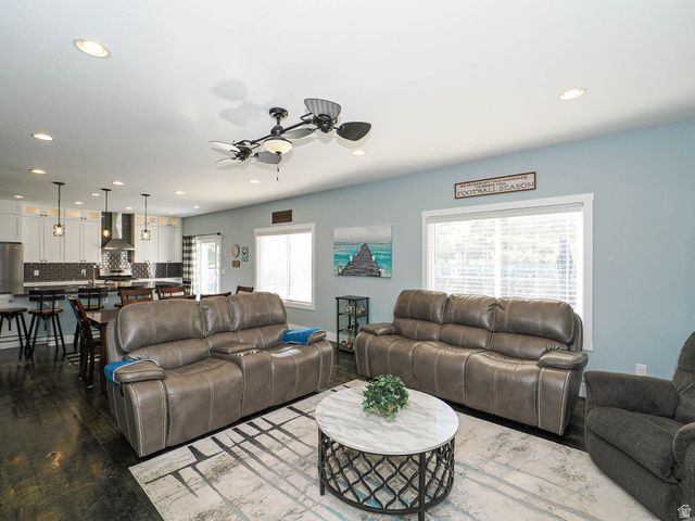 7093 W KLORISSA PL, Herriman, UT 84096