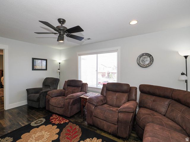 7093 W KLORISSA PL, Herriman, UT 84096