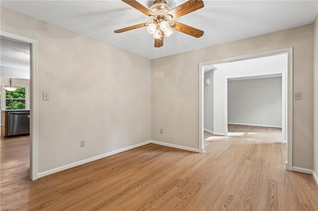 208 Silver Fox TRCE, Yorktown, VA 23693