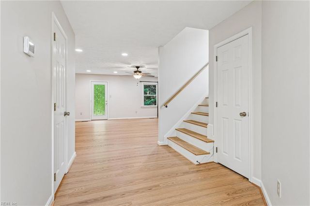 208 Silver Fox TRCE, Yorktown, VA 23693