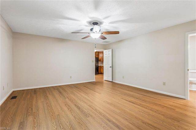 208 Silver Fox TRCE, Yorktown, VA 23693