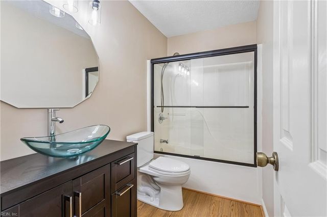 208 Silver Fox TRCE, Yorktown, VA 23693
