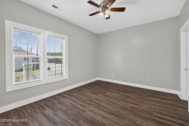 2320 Wrightsville Avenue Apt 231, Wilmington, NC 28403