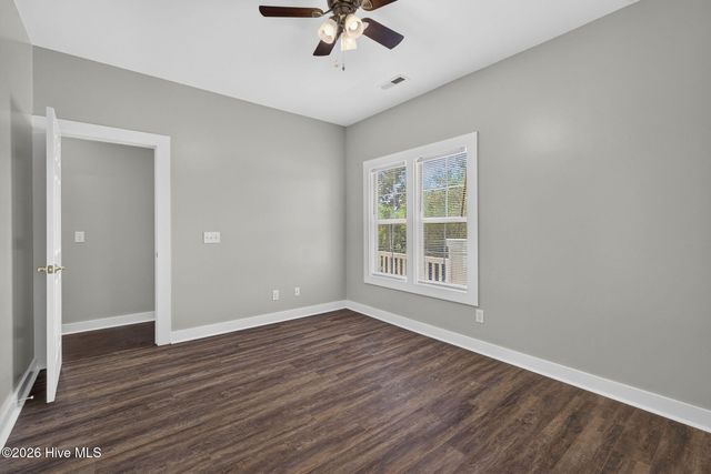 2320 Wrightsville Avenue Apt 231, Wilmington, NC 28403