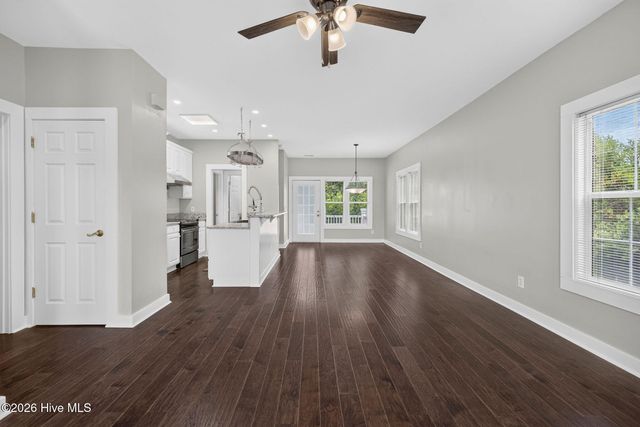 2320 Wrightsville Avenue Apt 231, Wilmington, NC 28403