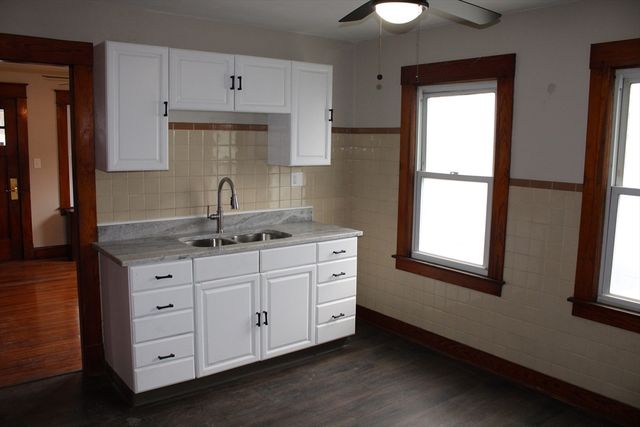 32 Kent Rd, Springfield, MA 01129