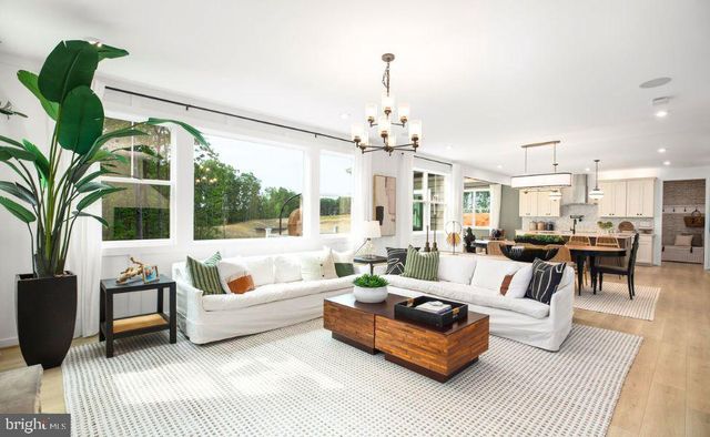 995 AINSLEY LN, Stafford, VA 22554