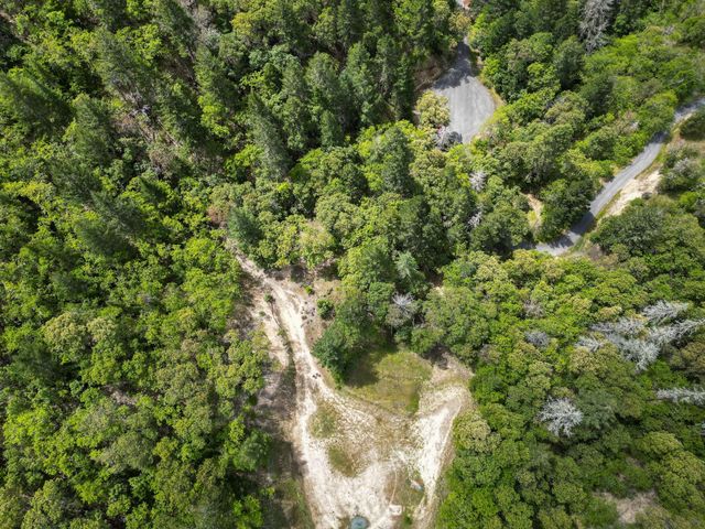 202 Westridge Drive, Grants Pass, OR 97526