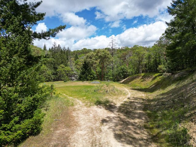 202 Westridge Drive, Grants Pass, OR 97526