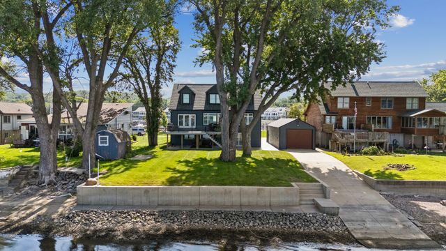 835 1st Avenue, Hampton, IL 61256