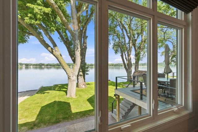 835 1st Avenue, Hampton, IL 61256