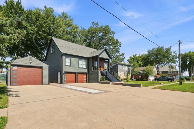835 1st Avenue, Hampton, IL 61256