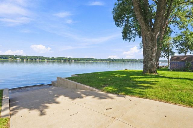 835 1st Avenue, Hampton, IL 61256