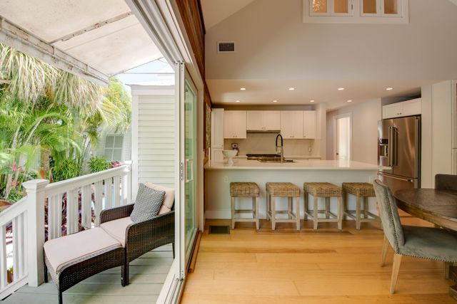 1124 Seminary Street, Key West, FL 33040