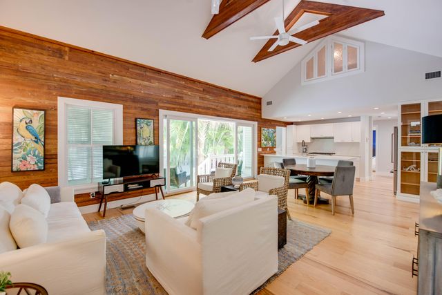 1124 Seminary Street, Key West, FL 33040