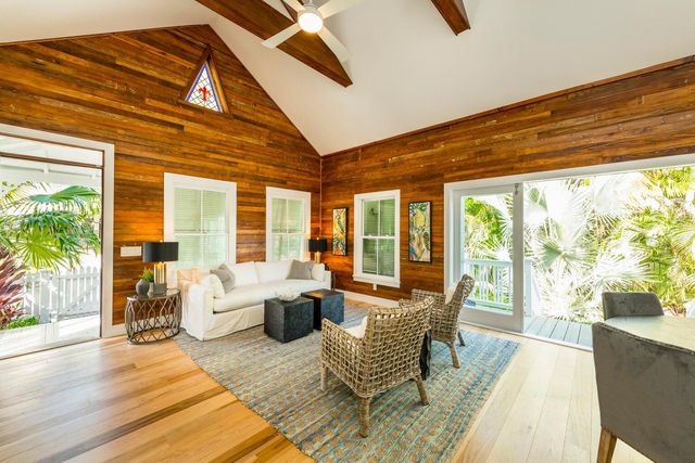 1124 Seminary Street, Key West, FL 33040