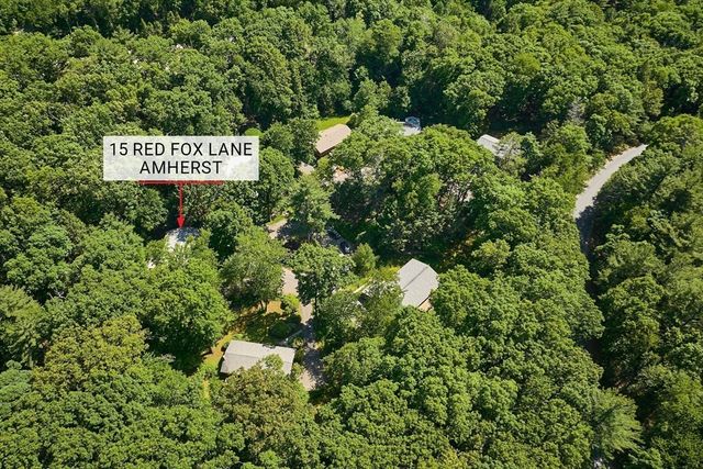 15 Red Fox Ln, Amherst, MA 01002