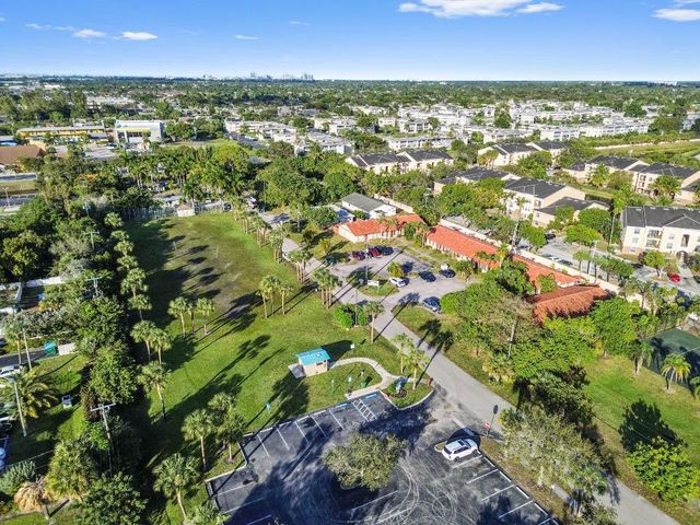 1100 Summer Street 1, Palm Springs, FL 33461