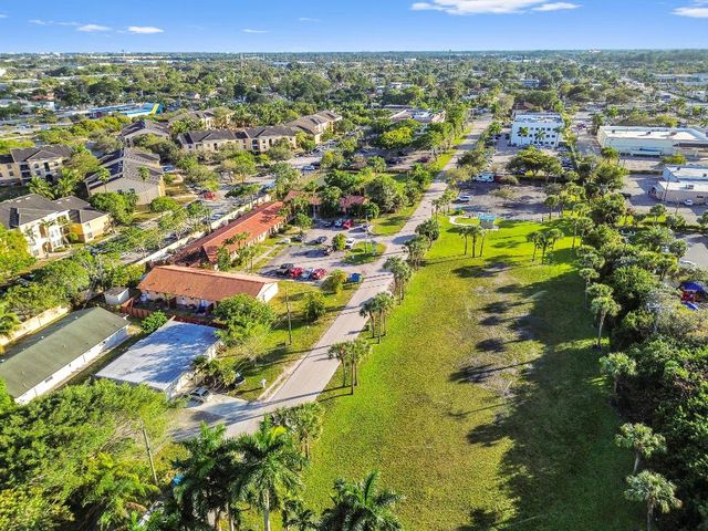 1100 Summer Street 1, Palm Springs, FL 33461